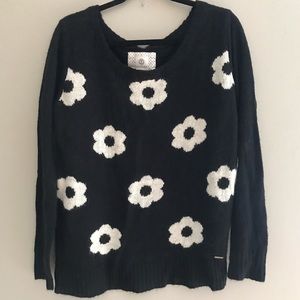 Element Flower Sweater Boho large white flowers
